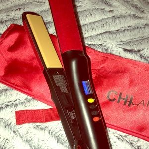 Chi Air hair straightener tool with heat mat
